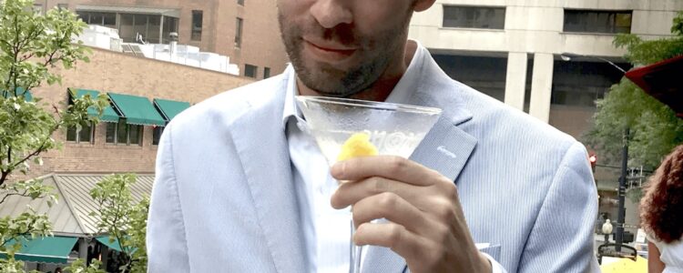 Daniel De Oliveira headshot